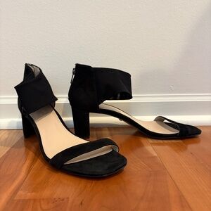 Pelle Moda Mint Sandals in Black Size 10